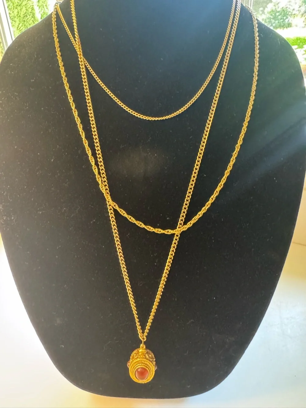 Goldette vintage Layered Gold-Tone Necklace with amber color Pendant